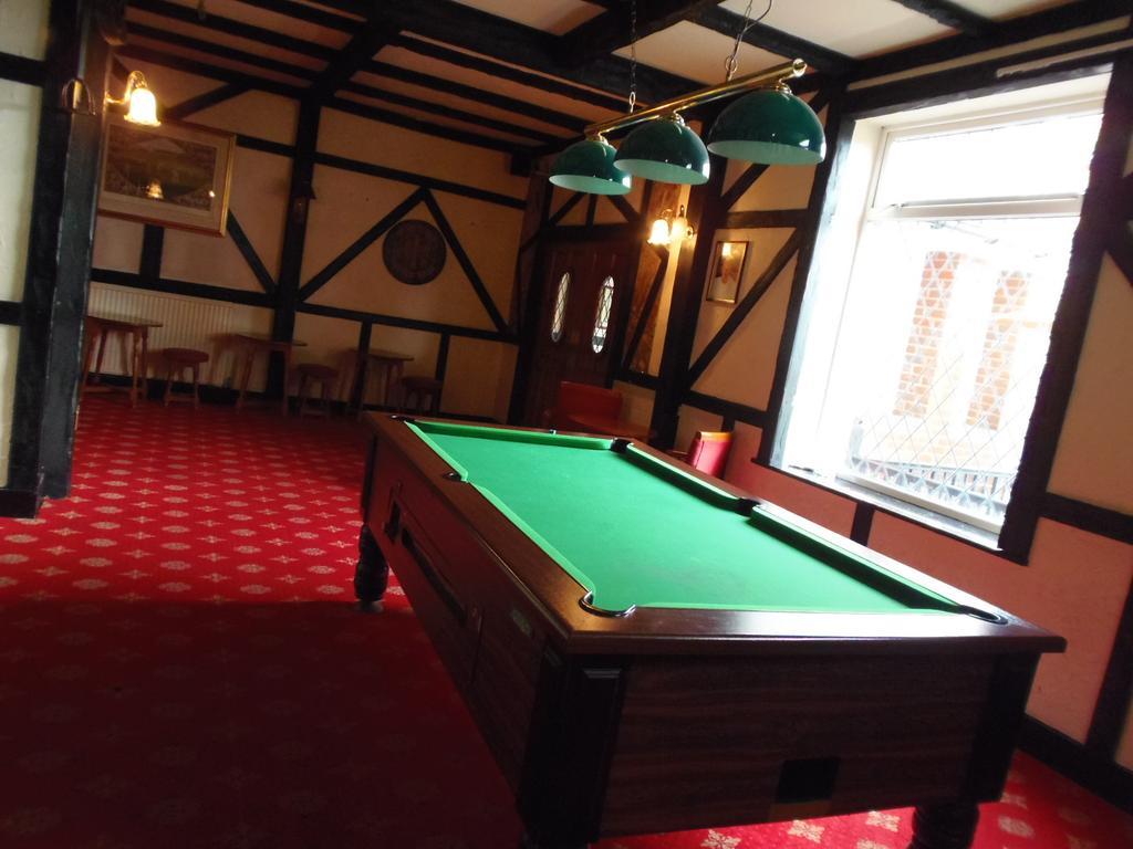 Potters International Hotel Aldershot Eksteriør billede
