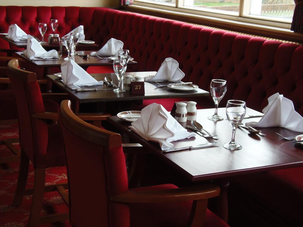 Potters International Hotel Aldershot Eksteriør billede